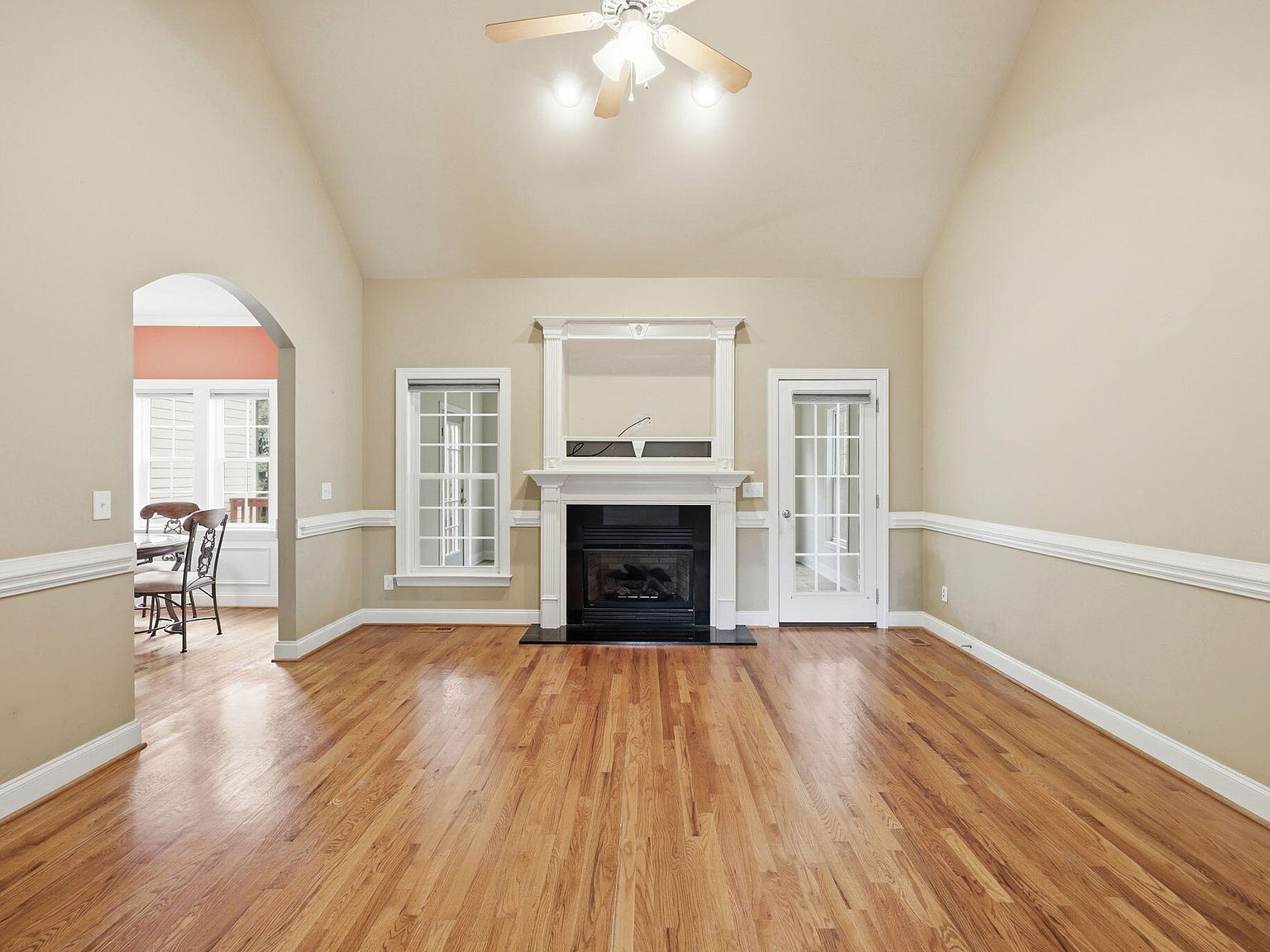 145 Boulder Dr — photo 3